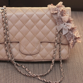 Mẫu túi đen cutout