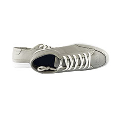 Cắt nền giầy nam